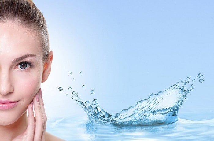 Mỗi loại da đều cần cung cấp nước quanh năm, đặc biệt là da dầu