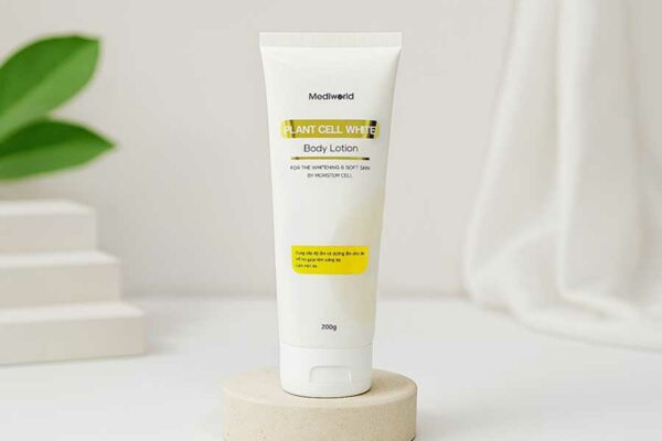 Plant Cell White Body Lotion có thể dễ dàng sử dụng tại nhà hoặc ứng dụng trong các quy trình chăm sóc da chuyên nghiệp