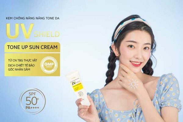 UV Shield Tone Up Sun Cream vừa hỗ trợ bảo vệ vừa giúp nâng tone da