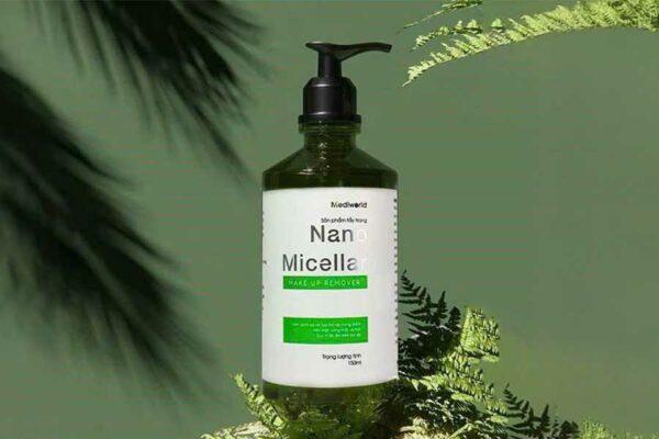 Nước tẩy trang Nano Micellar Make Up Remover giúp làm sạch da một cách nhẹ nhàng