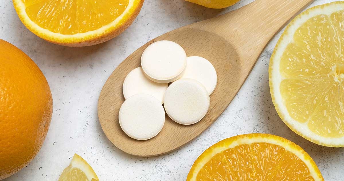 Công dụng của Vitamin C và Vitamin E trong chăm sóc da