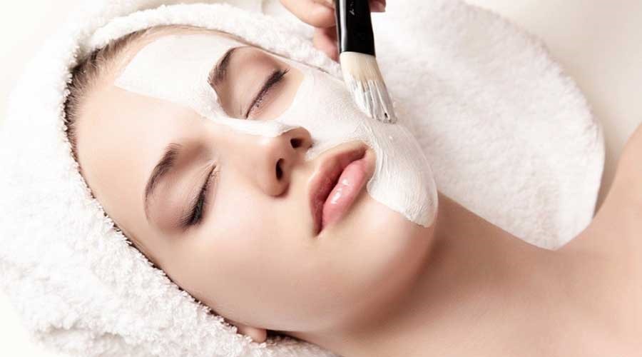 Mặt nạ làm sạch sâu được sử dụng khá phổ biến trong các quy trình chăm sóc da