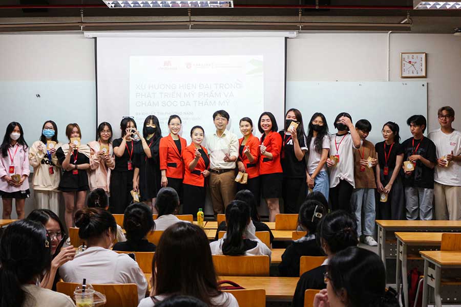 Gặp gỡ tân sinh viên ngành Công nghệ Thẩm mỹ trường Đại học Văn Lang năm 2023 - 24