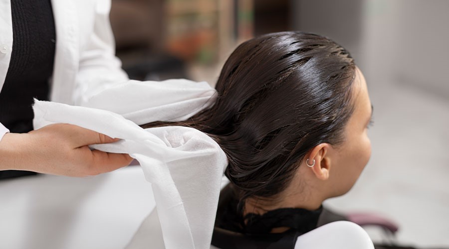 Gội đầu massage tại cơ sở chuyên nghiệp bạn sẽ được thư giãn và mang đến hiệu quả tối ưu