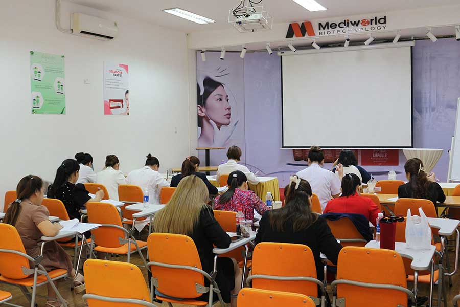 Khóa đào tạo An Toàn Vệ Sinh Thực Phẩm do Mediworld phối hợp cùng trường Trung cấp Y Dược Vạn Hạnh tổ chức - 7