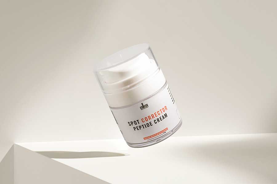 Kem dưỡng Spot Corrector Peptide Cream ứng dụng thành phần từ công nghệ Peptide kết hợp công nghệ Tế bào gốc thực vật