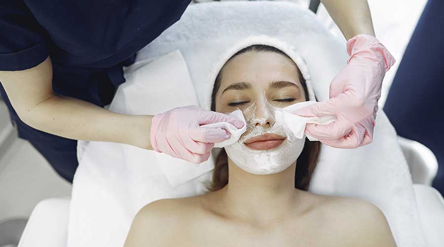 Thành phần này mang tính dược liệu cao, an toàn, có thể ứng dụng chăm sóc phục hồi da sau các quy trình công nghệ cao