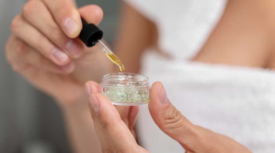 Tranexamic Acid được ứng dụng phổ biến với ưu điểm dễ kết hợp với nhiều thành phần khác