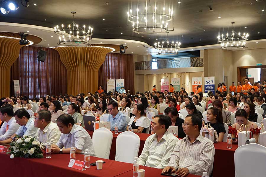 Workshop kỷ niệm 10 thành lập Mediworld chủ đề: “Công nghệ Exosome trong ứng dụng ức chế sắc tố” - HCM 13