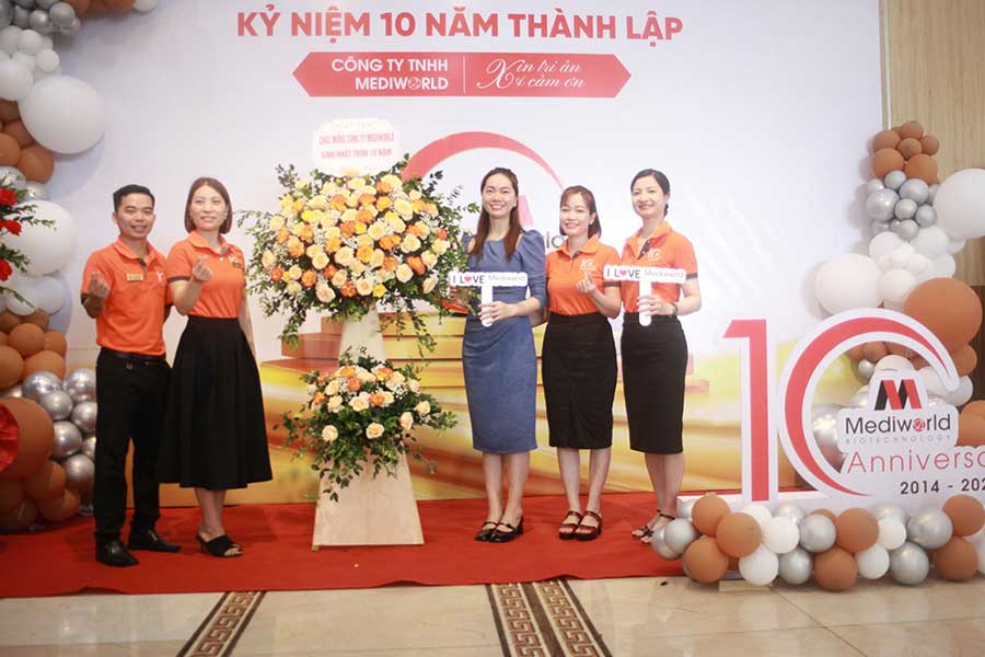 Workshop kỷ niệm 10 thành lập Mediworld chủ đề: “Công nghệ Exosome trong ứng dụng ức chế sắc tố” - HN 15