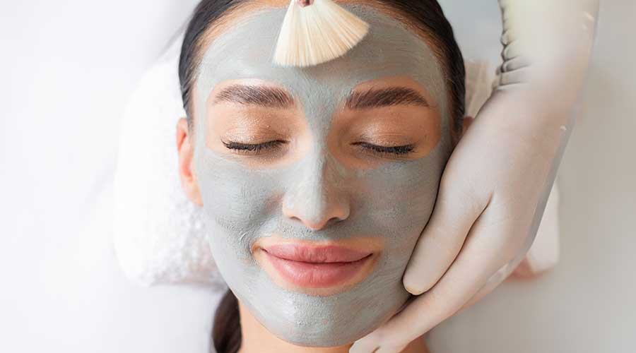 Mặt nạ thải độc là những sản phẩm mặt nạ làm sạch, thanh lọc và phục hồi sức khỏe cho làn da