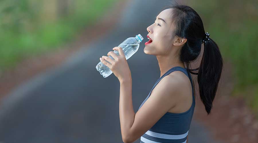 Ngoài ra nên tập luyện thể thao, bổ sung dinh dưỡng và uống đủ nước mỗi ngày