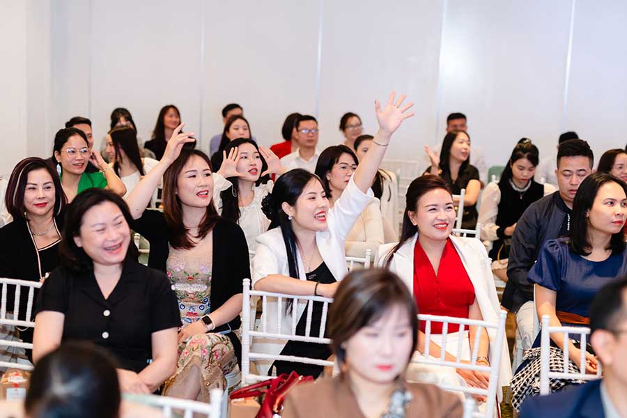 [12.2024] Mediworld Work Shop chuyên đề: “Gold White Luxury – Trắng sáng rạng rỡ” - MB 10