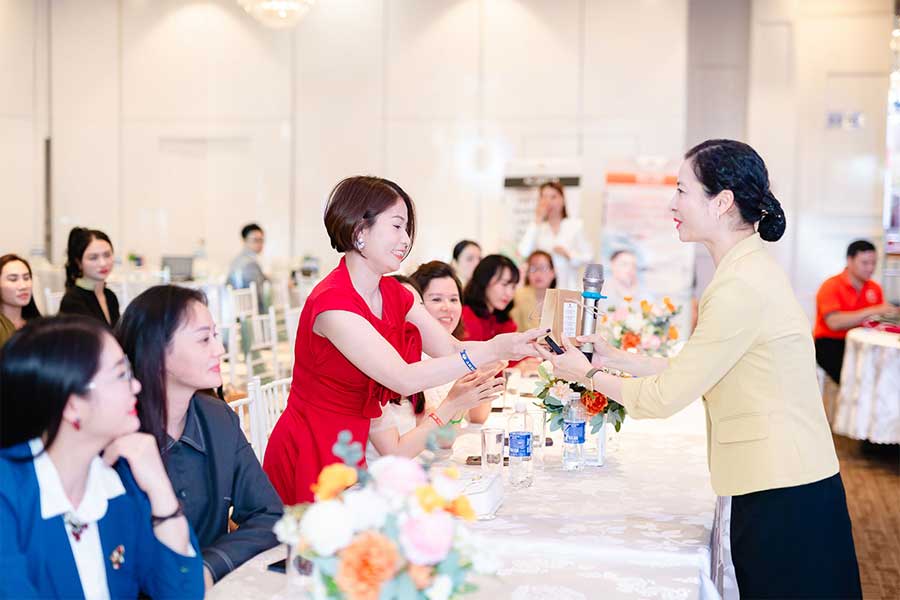 [12.2024] Mediworld Work Shop chuyên đề: “Gold White Luxury – Trắng sáng rạng rỡ” - MB 8