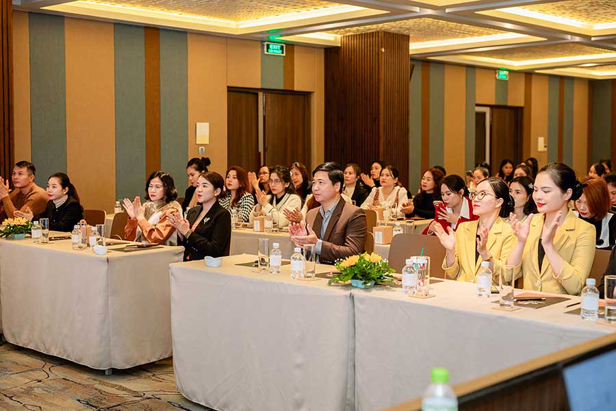 [12.2024] Mediworld Work Shop chuyên đề: “Gold White Luxury – Trắng sáng rạng rỡ” - MTr 8