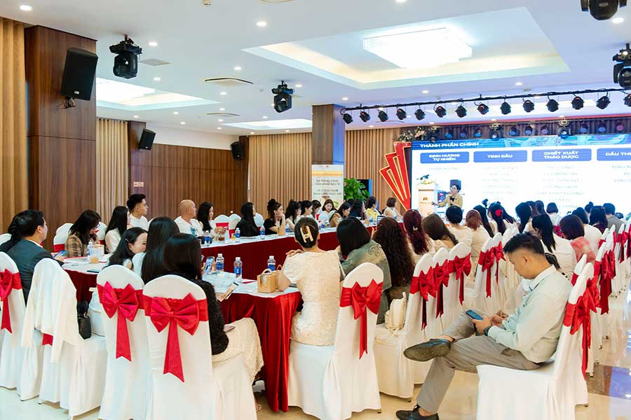 [12.2024] Mediworld Work Shop chuyên đề: “Gold White Luxury – Trắng sáng rạng rỡ” - TN 12