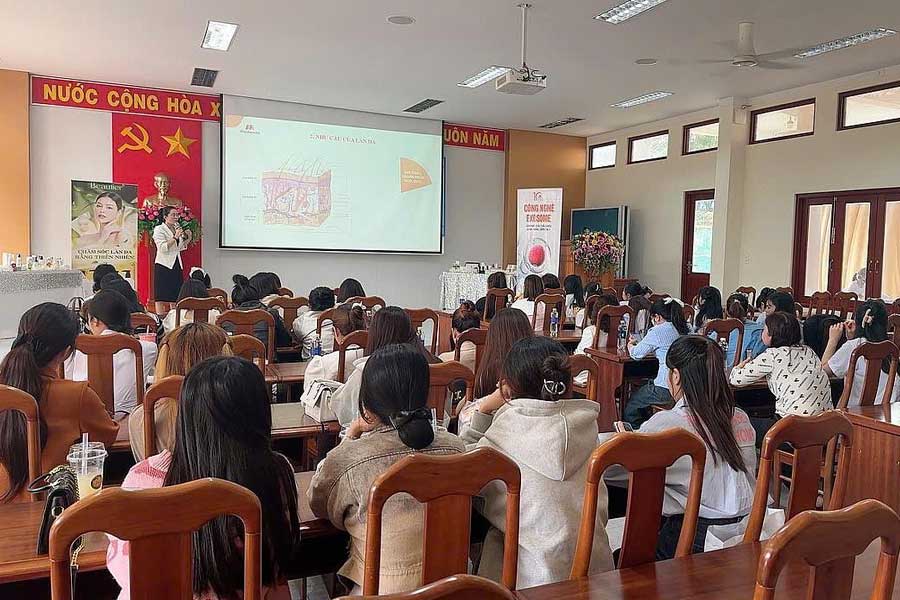 Bản Chất Sinh Học Của Da Mụn Và Mụn Nhiễm Corticoid - 2
