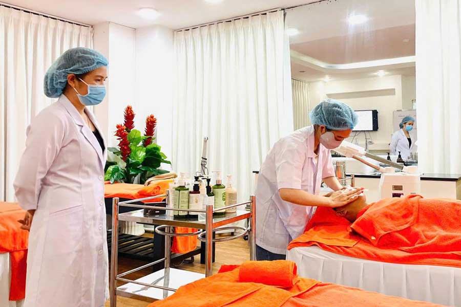 Kỹ Thuật Rửa Mặt & Massage Tiêu Chuẩn - 3