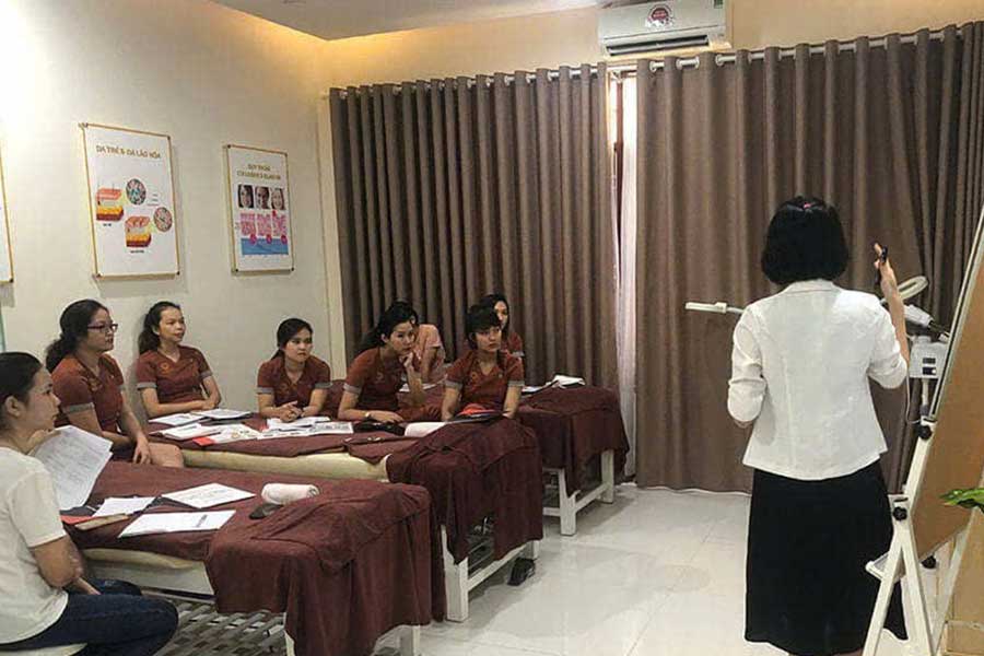 Viêm nang lông do nấm Malassezia gây ra - 6