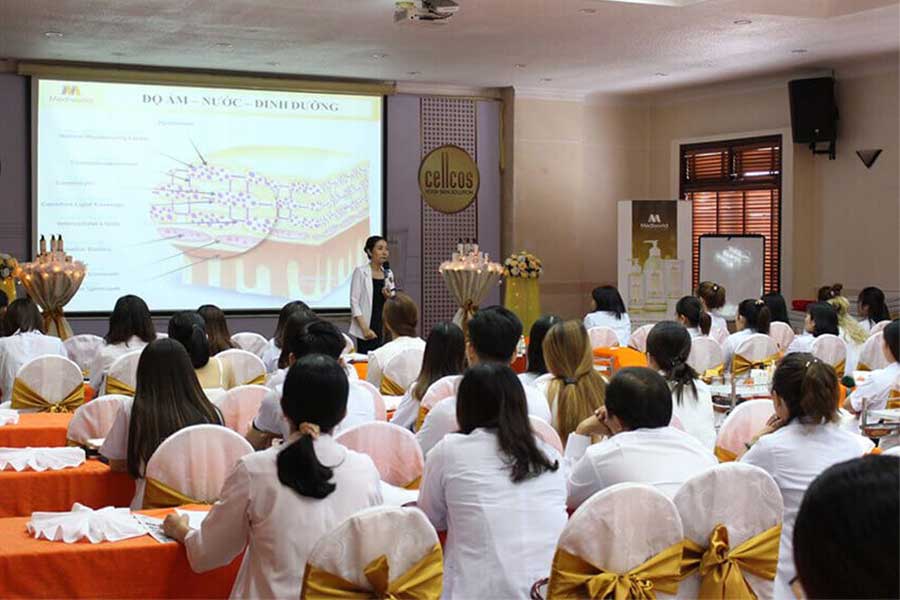 Thẩm Mỹ Sẹo Lõm - 1