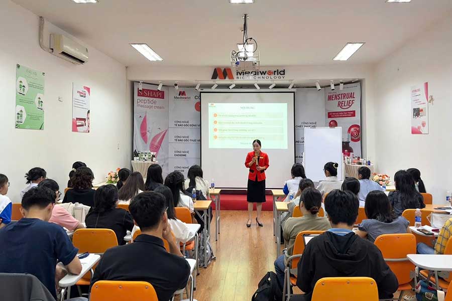 Chương trình kiến tập dành cho Sinh viên Đại học Kinh Tế - Luật chuyên ngành Marketing - 10