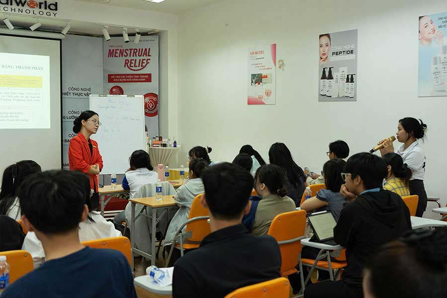 Chương trình kiến tập dành cho Sinh viên Đại học Kinh Tế - Luật chuyên ngành Marketing - 6