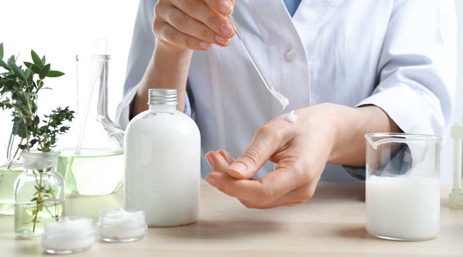 Dòng mỹ phẩm này mang ưu điểm bởi sự lành tính, thân thiện với người sử dụng, cho hiệu quả sâu và lâu dài