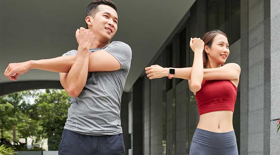 Tập luyện thể thao và duy trì lối sống lành mạnh có thể giúp cơ thể giảm lượng mỡ tích trữ hiệu quả