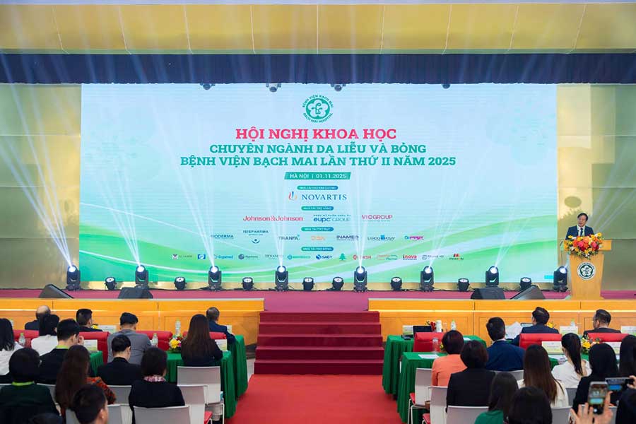 Hà Nội | Hội nghị Khoa học chuyên ngành Da liễu và Bỏng Bệnh viện Bạch Mai lần II năm 2025 - 1