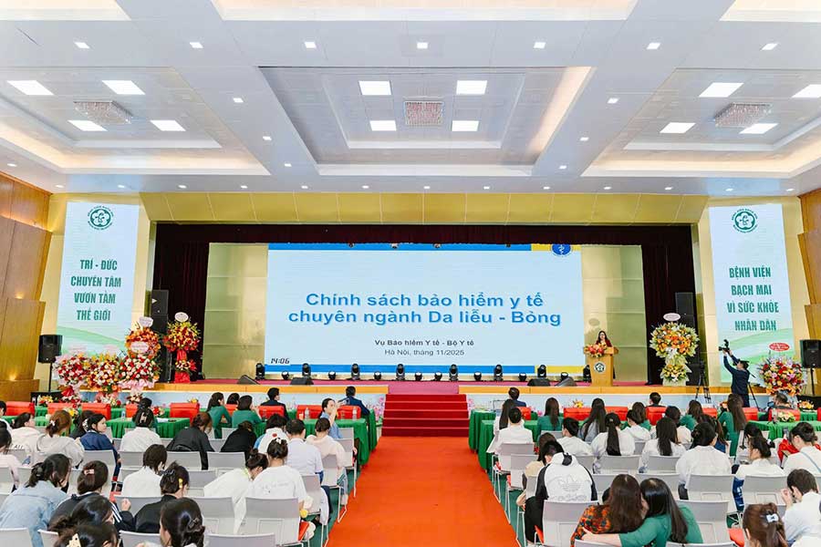 Hà Nội | Hội nghị Khoa học chuyên ngành Da liễu và Bỏng Bệnh viện Bạch Mai lần II năm 2025 - 4