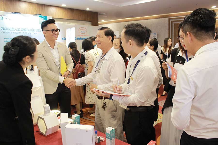 Hội nghị Khoa học Da liễu Thẩm mỹ Cần Thơ lần VII - 11