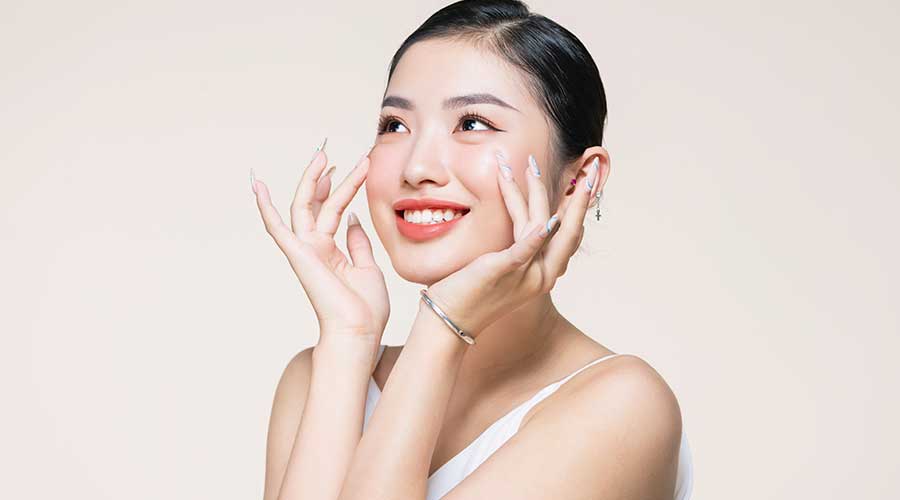 Ngoài ra còn mang lại nhiều lợi ích tốt cho da như làm sáng mịn, đều màu da, cân bằng dầu nhờn,...