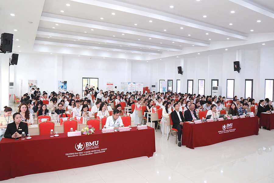 [Tây Nguyên] Hội thảo Khoa học về Công nghệ PRP - PRF và Công nghệ Sinh học trong Da liễu - Da thẩm mỹ - 10