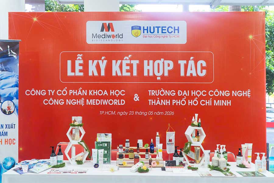 Ngày hội Phát triển Sản phẩm và Kết nối Doanh nghiệp lần 9 tại trường đại học HUTECH - 1