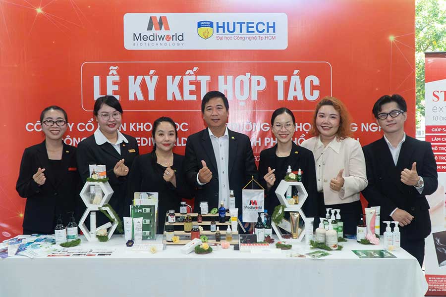 Ngày hội Phát triển Sản phẩm và Kết nối Doanh nghiệp lần 9 tại trường đại học HUTECH - 18