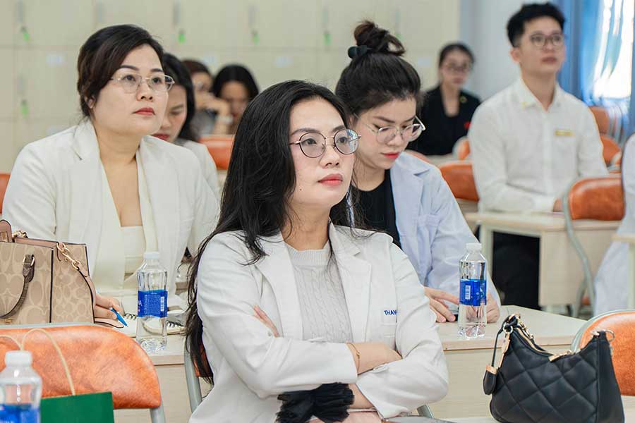 Buổi tham quan và cập nhật kiến thức khoa học tại Trung tâm Công nghệ Sinh học Tp. Hồ Chí Minh - 9