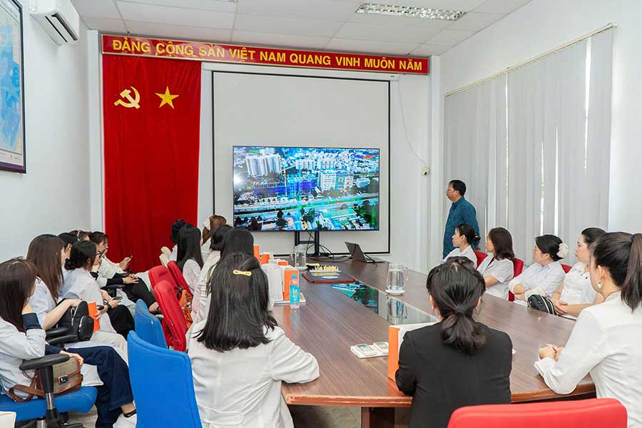 Chương trình cập nhật kiến thức và trực quan tại Trung tâm Nghiên cứu Triển khai Khu Công nghệ cao Tp. HCM - 16