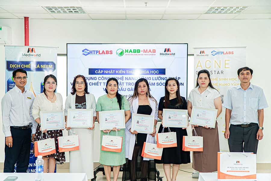 Chương trình cập nhật kiến thức và trực quan tại Trung tâm Nghiên cứu Triển khai Khu Công nghệ cao Tp. HCM - 24