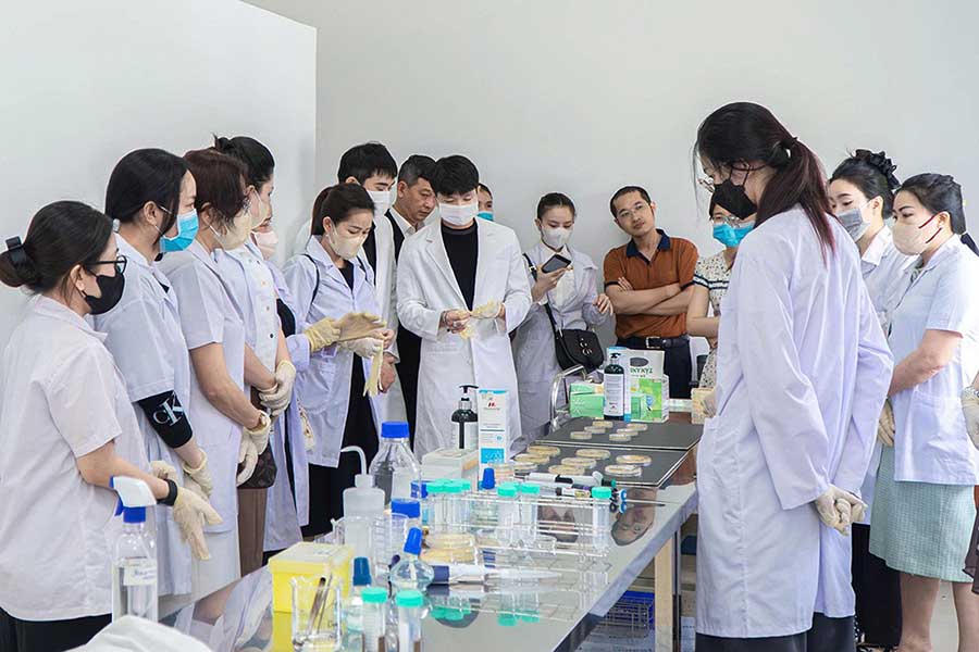 Chương trình cập nhật kiến thức và trực quan tại Trung tâm Nghiên cứu Triển khai Khu Công nghệ cao Tp. HCM - 7