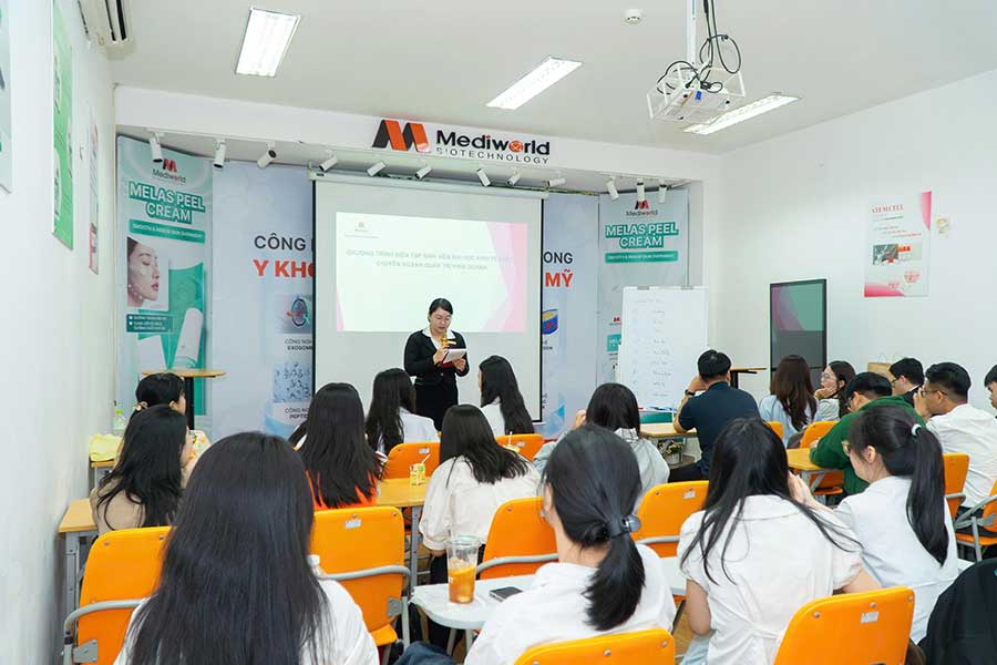 Chương trình kiến tập dành cho Sinh viên Đại học Kinh Tế - Luật chuyên ngành Quản trị Kinh doanh - 1