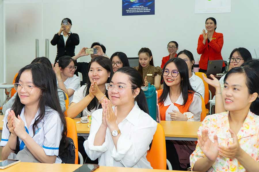 Chương trình kiến tập dành cho Sinh viên Đại học Kinh Tế - Luật chuyên ngành Quản trị Kinh doanh - 5