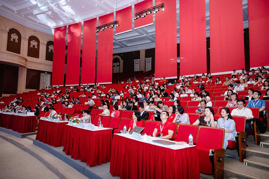 Hà Nội | Hội nghị Khoa học “Ứng dụng Exosome trong Chẩn đoán, Điều trị và Y học thẩm mỹ” tại Đại học VinUniversity - 14