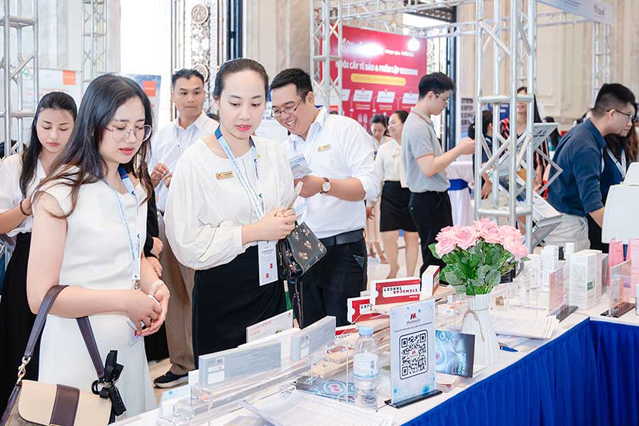 Hà Nội | Hội nghị Khoa học “Ứng dụng Exosome trong Chẩn đoán, Điều trị và Y học thẩm mỹ” tại Đại học VinUniversity - 7