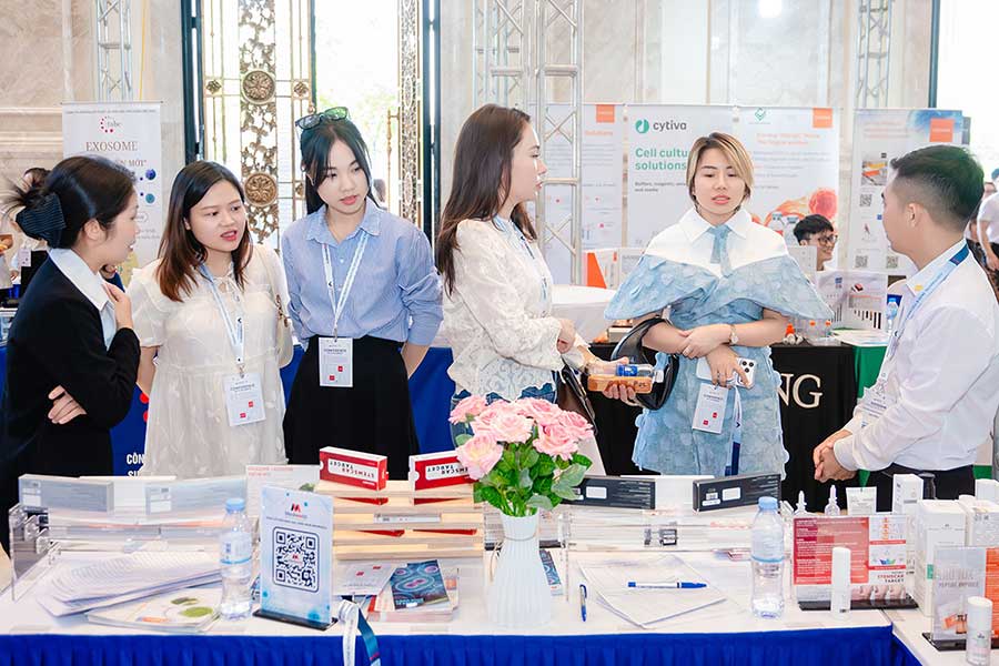 Hà Nội | Hội nghị Khoa học “Ứng dụng Exosome trong Chẩn đoán, Điều trị và Y học thẩm mỹ” tại Đại học VinUniversity - 8