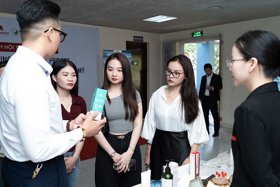 [Cần Thơ] Hội thảo Khoa học “Cập nhật Ứng dụng Công nghệ PRP - PRF và Công nghệ Sinh học trong Da liễu - Da thẩm mỹ” - 5