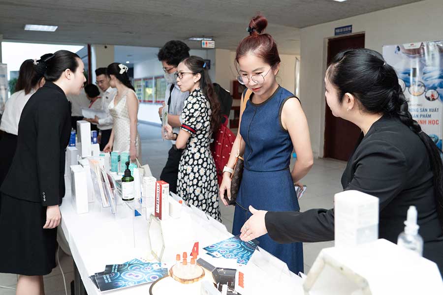 [Cần Thơ] Hội thảo Khoa học “Cập nhật Ứng dụng Công nghệ PRP - PRF và Công nghệ Sinh học trong Da liễu - Da thẩm mỹ” - 6