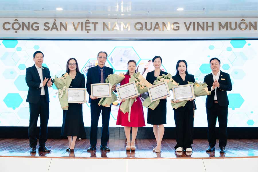 Hà Nội | Hội thảo “Báo cáo cập nhật Ứng dụng Công nghệ PRP – PRF và Công nghệ Sinh học trong Da Liễu – Da thẩm mỹ” tại Bệnh viện Đại học Phenikaa - 23