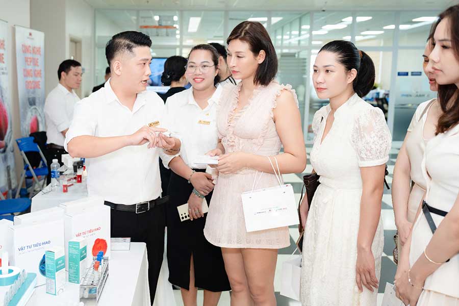 Hà Nội | Hội thảo “Báo cáo cập nhật Ứng dụng Công nghệ PRP – PRF và Công nghệ Sinh học trong Da Liễu – Da thẩm mỹ” tại Bệnh viện Đại học Phenikaa - 4